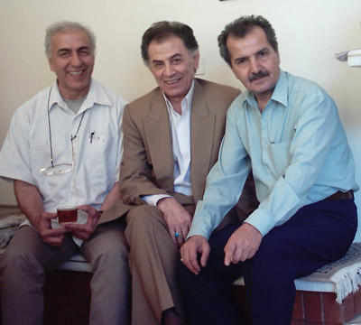 خسرو شایگان (وسط) به همراه مهدی آرین نژاد (راست) 
