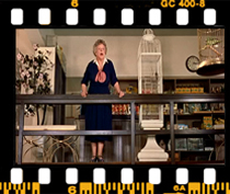 خانم گرونر: گفتند اون مرغ مینا امروزعصر کمی دیرتر می رسه اگه می  خواید برید و برگردید