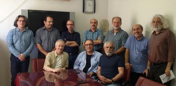 منوچهر شاهسواری (نشسته، نخستین نفر از راست)