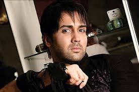 نمایی از فیلم سربازها ایستاده میمیرند