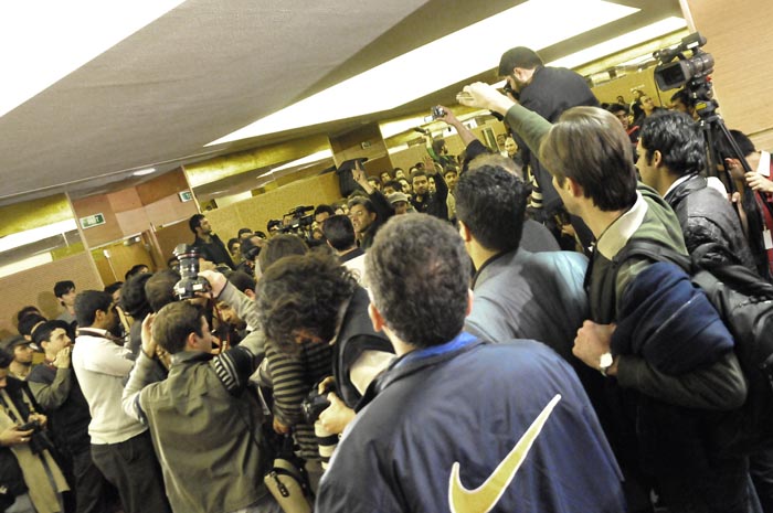 جنجال در جلسه نقد و بررسی زمهریر. عکس از الهام عبدلی