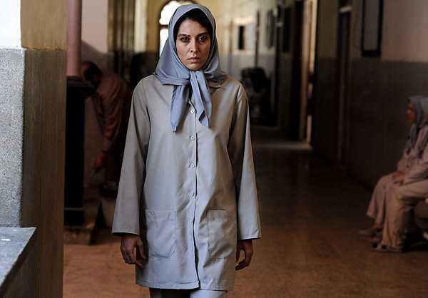 آسیه (مهتاب کرامتی)