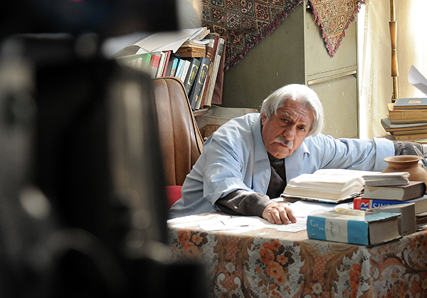 عزت الله انتظامی در فیلم چهل سالگی