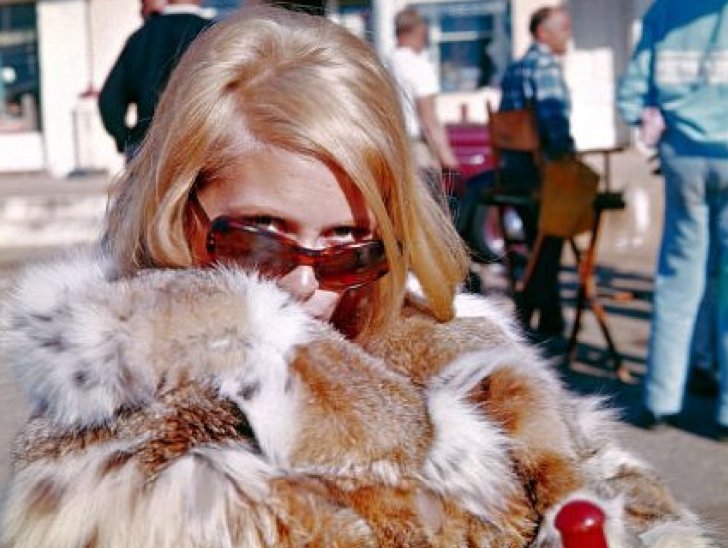 فی داناوی سر صحنه بانی و کلاید