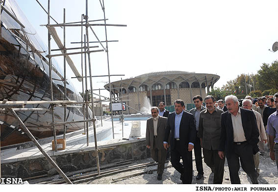 محسن هاشمی، احمد مسجدجامعی و ایرج راد در بازدید از ایستگاه مترو ولیعصر