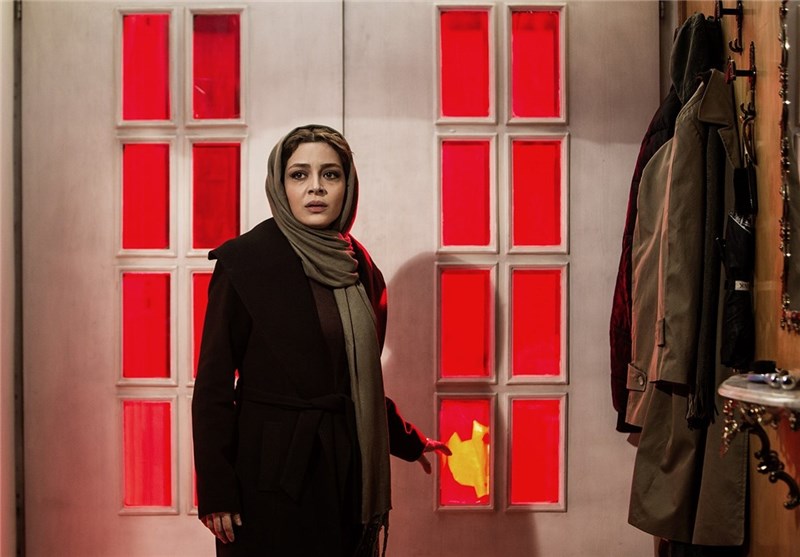 نمایی از فیلم لامپ 100