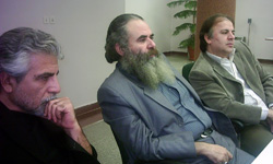 از چپ به راست: منوچهر شاهسواری، امیرحسین شریفی و مرتضی شایستع