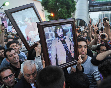 مراسم یادبود ایرج قادری. عکس از ایسنا