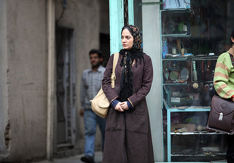 نمایی از فیلم برف روی کاج ها ساخته پیمان معادی