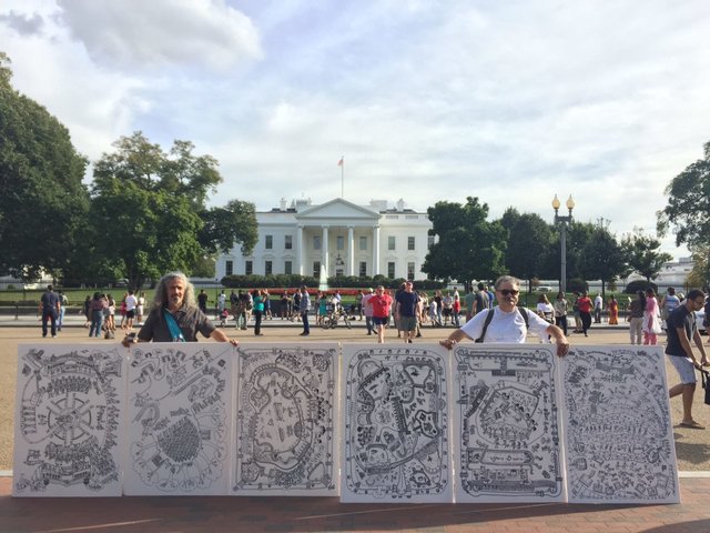 نقاشی های امیرشهاب رضویان مقابل کاخ سفید