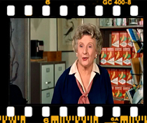 خانم گرونر: بله البته که حرف می زنه خب نه شما باید حرف زدن رو بهش یاد بدید