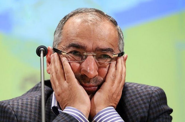 صادق زیباکلام