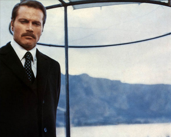 فرانکو نرو در فیلم اعترافات یک کمیسر پلیس