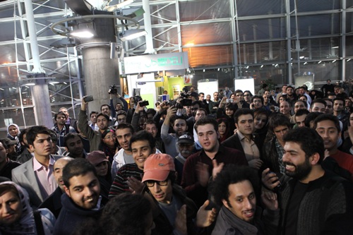اصغر فرهادی هنگام ورود به ایران