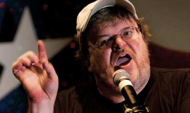 مایكل مور: در محل برج‌های دوقلو باید مسجد ساخته شود