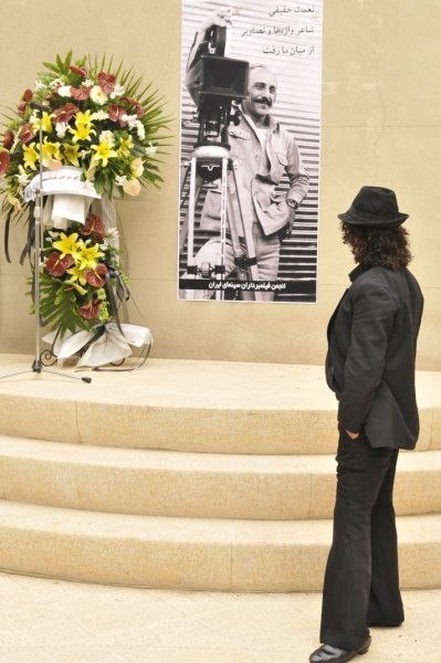 بهترین فیلمبردار سینمای سیاه و سفید، بدرقه خاک شد