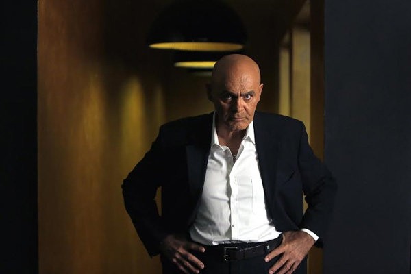 هاری در بازار کن عرضه می‌شود