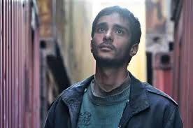 اعتراض طراح صحنه و لباس «چند مترمکعب عشق» به حذف نامش